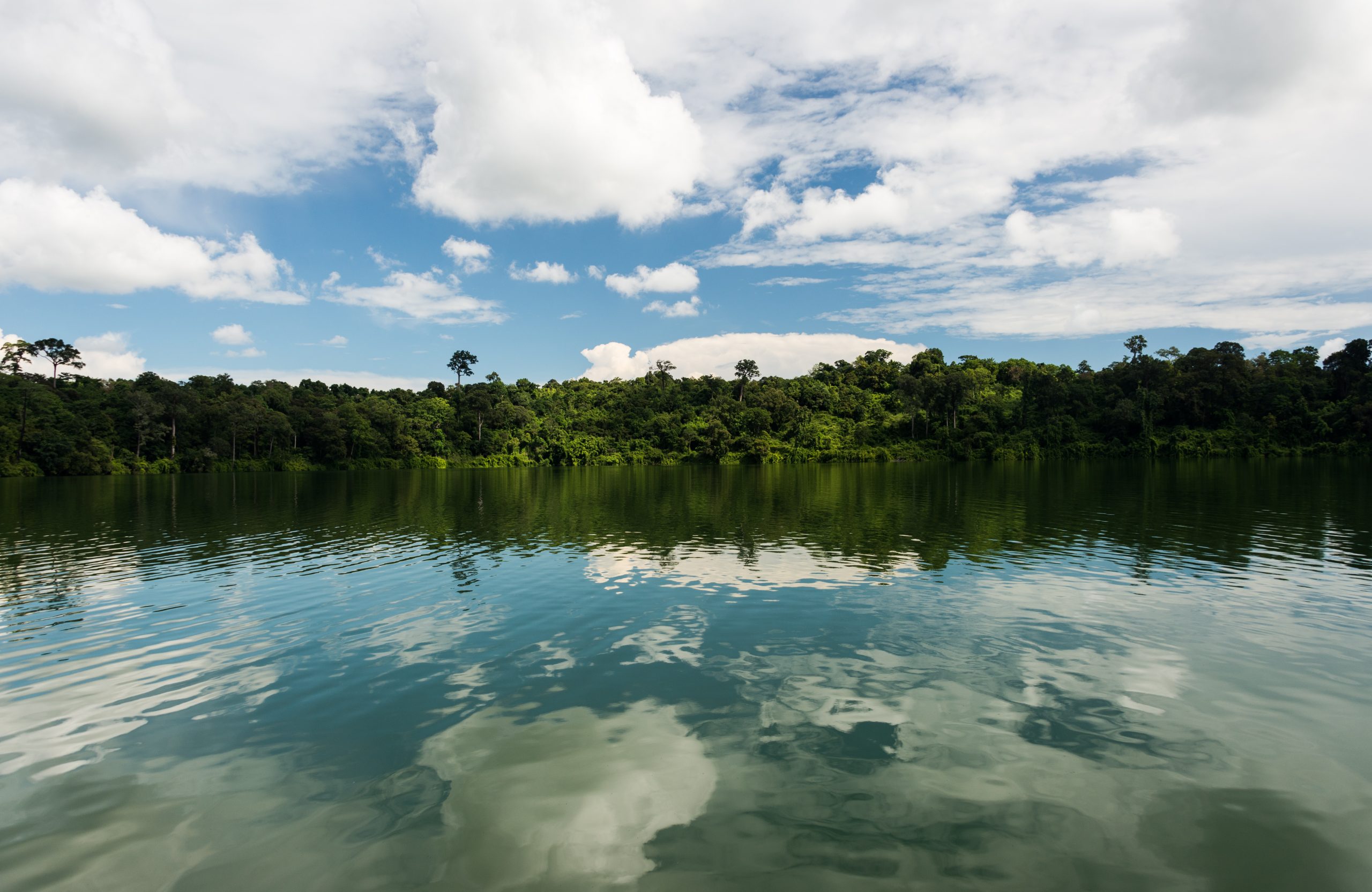 Yeak Laom Volcanic Lake, Cambodia, Asia